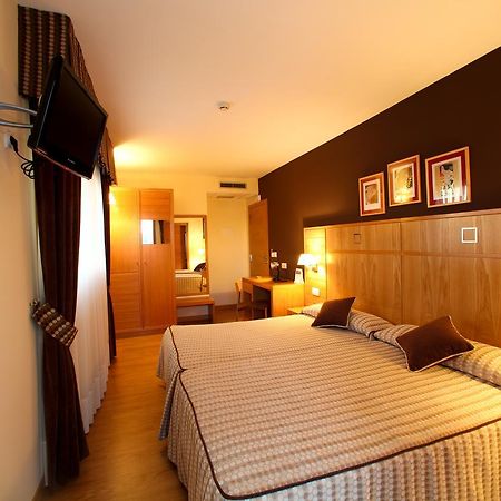 Hotel Condes De Lemos Espana Monforte De Lemos Bagian luar foto