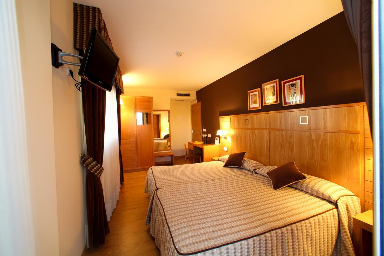 Hotel Condes De Lemos Espana Monforte De Lemos Bagian luar foto